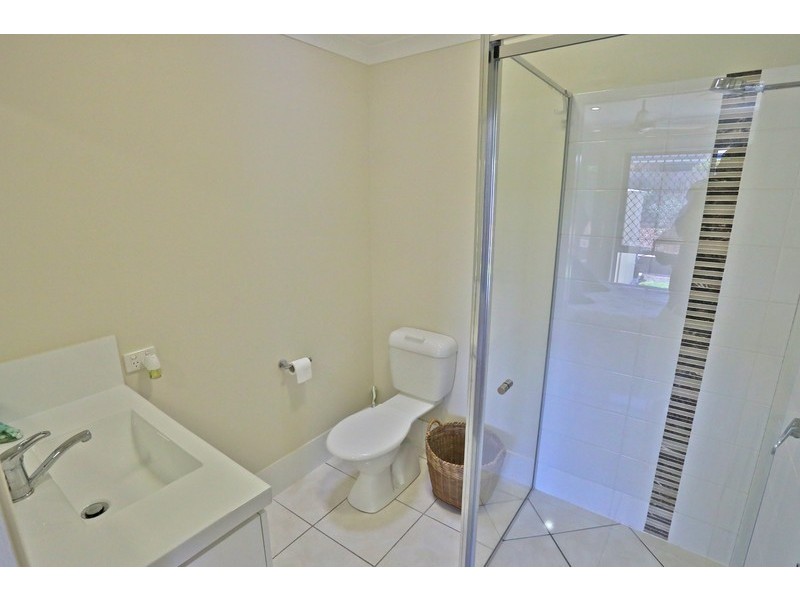 1/141 Hartley Street, Emu Park QLD 4710