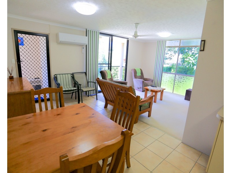 2/46 Ferguson Street, Emu Park QLD 4710