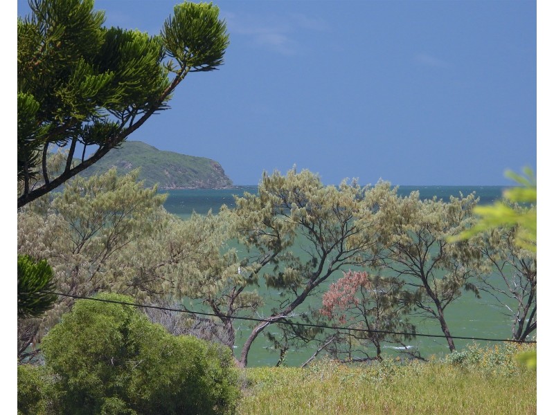 2/46 Ferguson Street, Emu Park QLD 4710