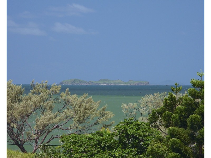 2/46 Ferguson Street, Emu Park QLD 4710