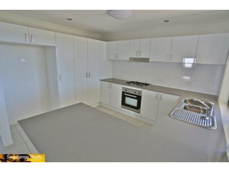 36 Falcon Crest, Zilzie QLD 4710