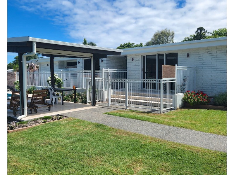 106 Pattison Street, Emu Park QLD 4710