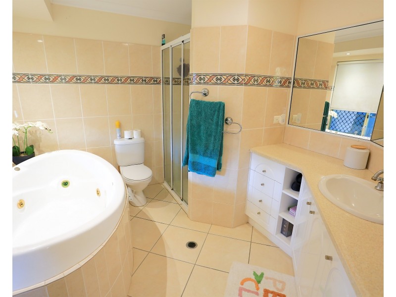 7 San Marino Way, Zilzie QLD 4710