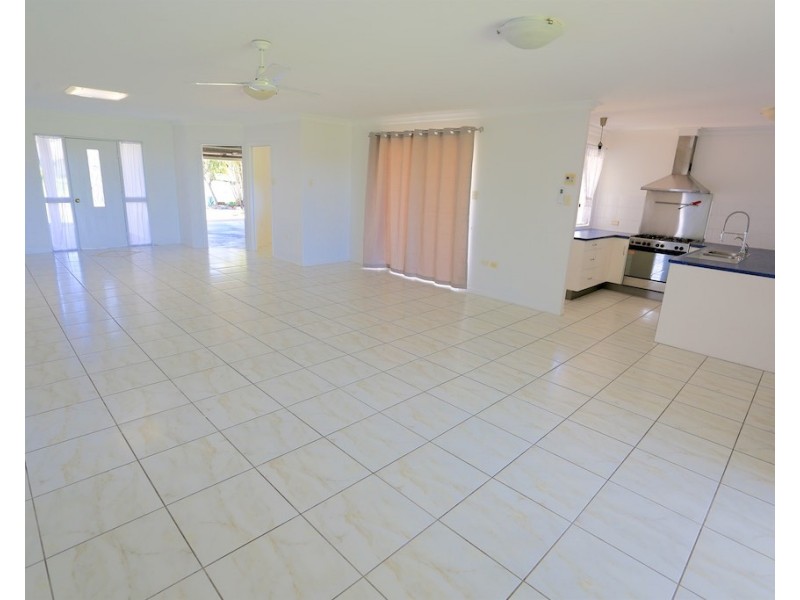 15 Monaco Drive, Zilzie QLD 4710