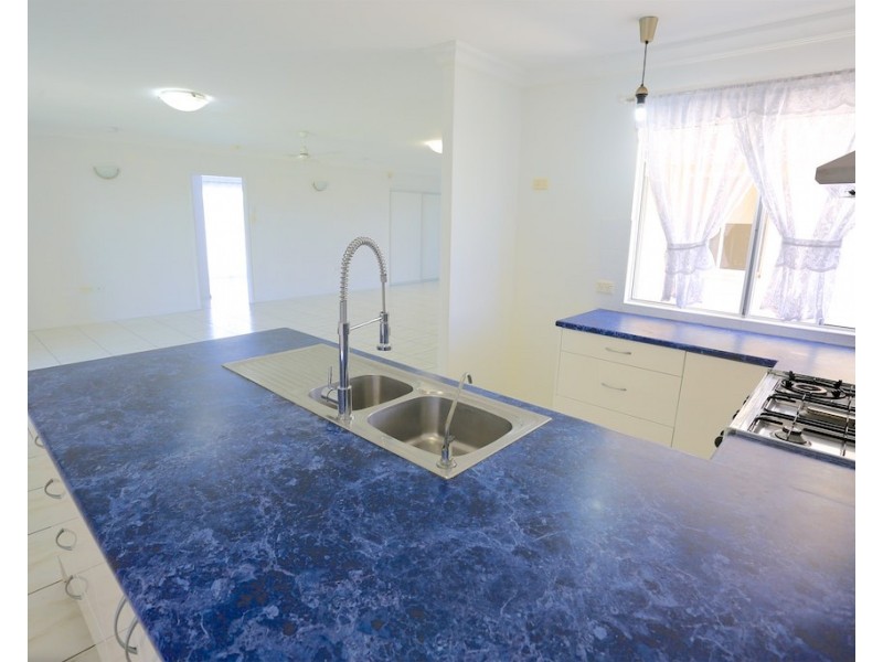 15 Monaco Drive, Zilzie QLD 4710