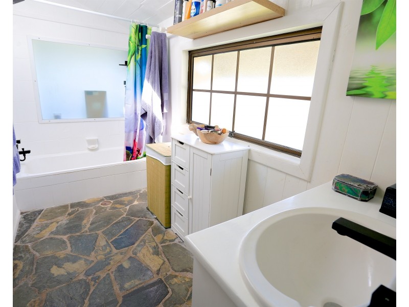 9 Kerr Street, Yeppoon QLD 4703