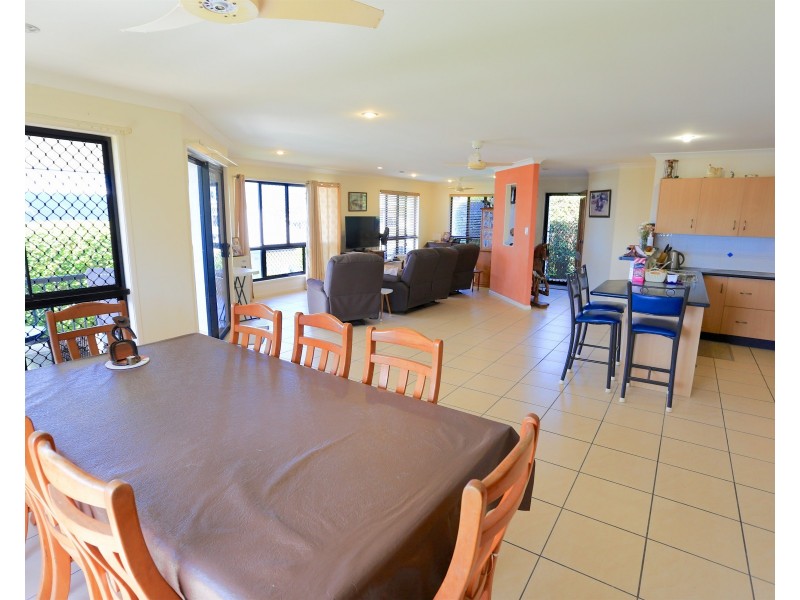 21 Paradise Way, Emu Park QLD 4710