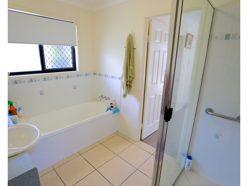 21 Paradise Way, Emu Park QLD 4710