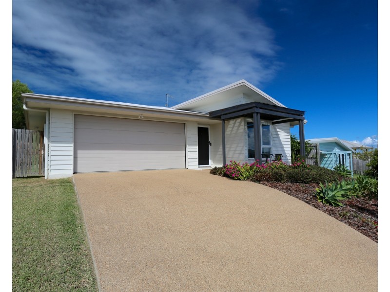 6 Ocean View Drive, Zilzie QLD 4710