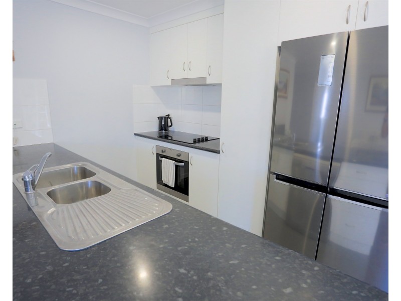 6 Ocean View Drive, Zilzie QLD 4710
