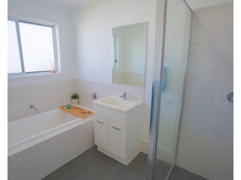 6 Ocean View Drive, Zilzie QLD 4710