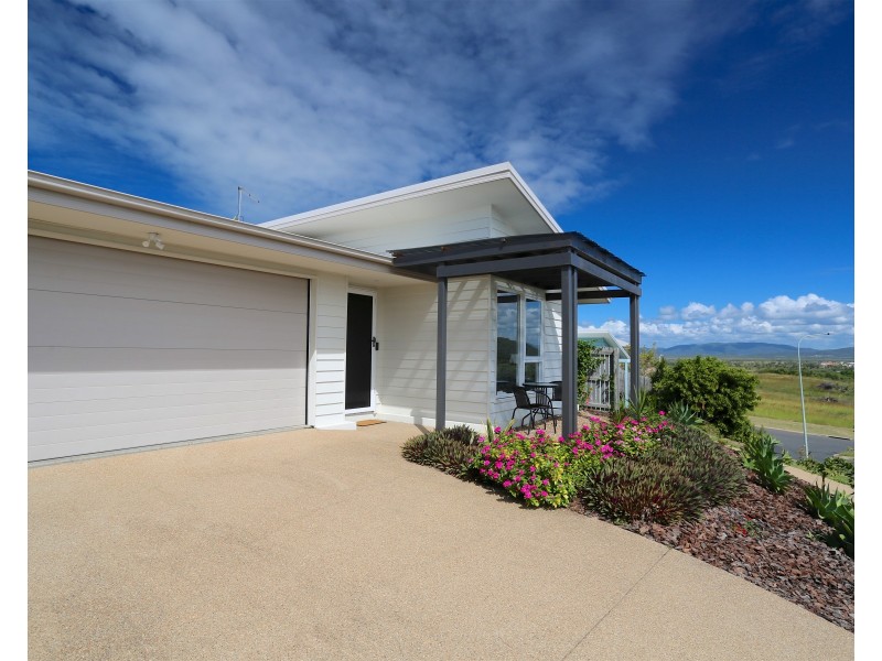 6 Ocean View Drive, Zilzie QLD 4710