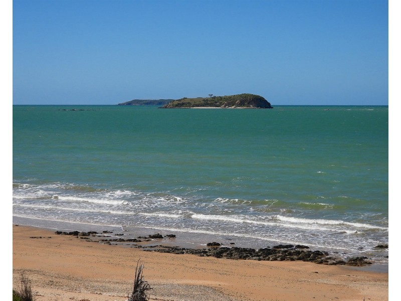 6 Ocean View Drive, Zilzie QLD 4710