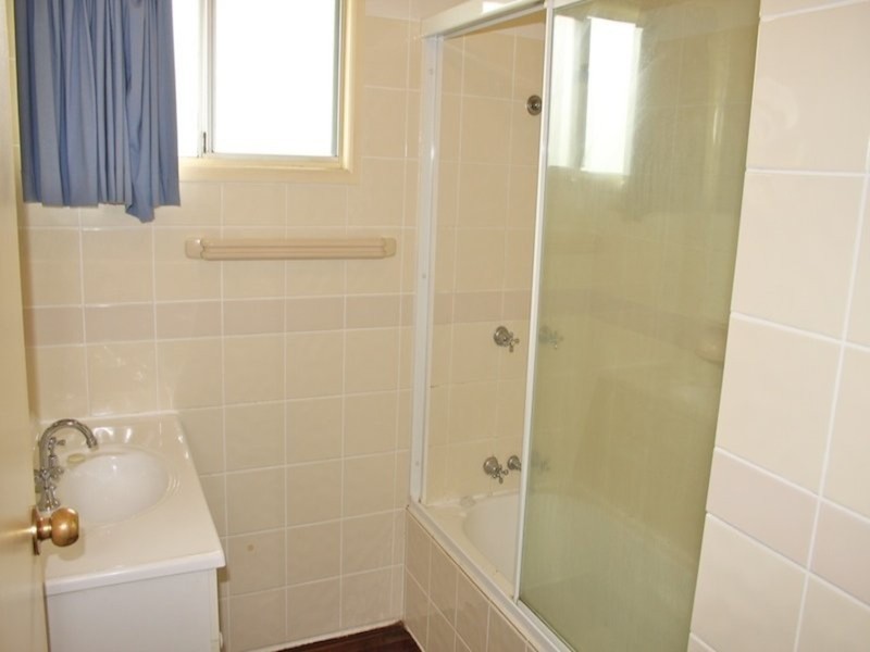 27 Fountain Street, Emu Park QLD 4710