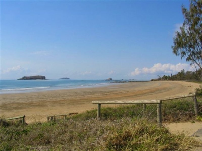 24 Esplanade, Emu Park QLD 4710