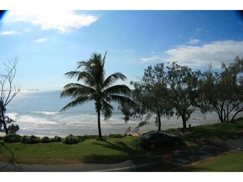 92 Schofield Parade, Keppel Sands QLD 4702