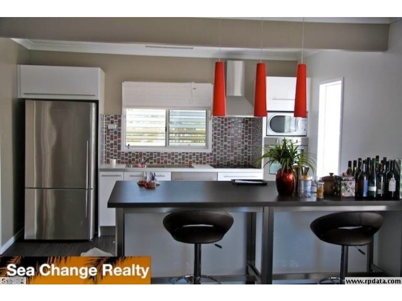 92 Schofield Parade, Keppel Sands QLD 4702