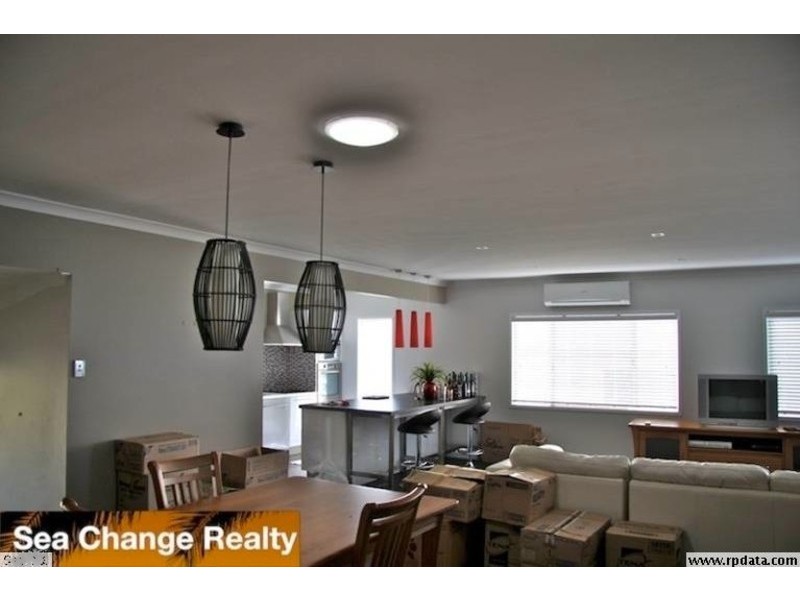 92 Schofield Parade, Keppel Sands QLD 4702