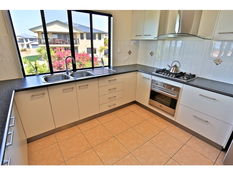 3 Taldora Place, Emu Park QLD 4710