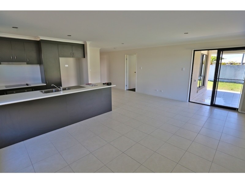 65 Monaco Drive, Zilzie QLD 4710