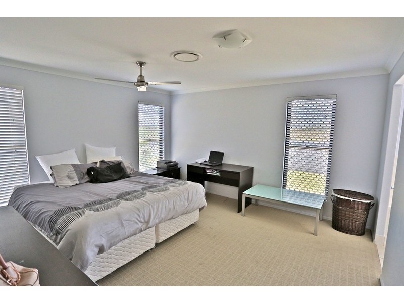 1 Timbers Beach Road, Zilzie QLD 4710