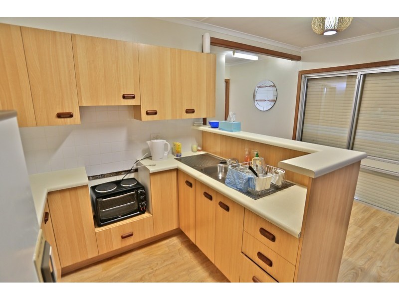 B/22 Granville Street, Emu Park QLD 4710