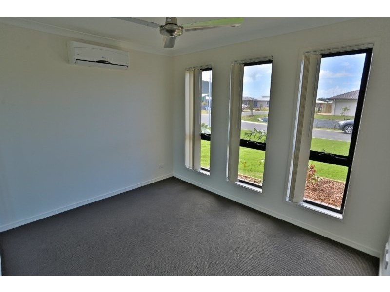 30 Beachside Circuit, Mulambin QLD 4703