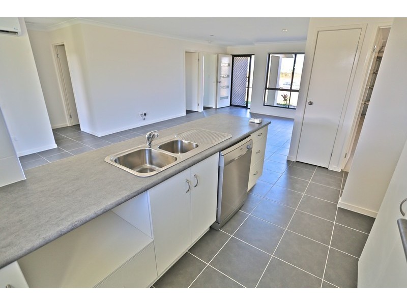 32 Timbers Beach Road, Zilzie QLD 4710