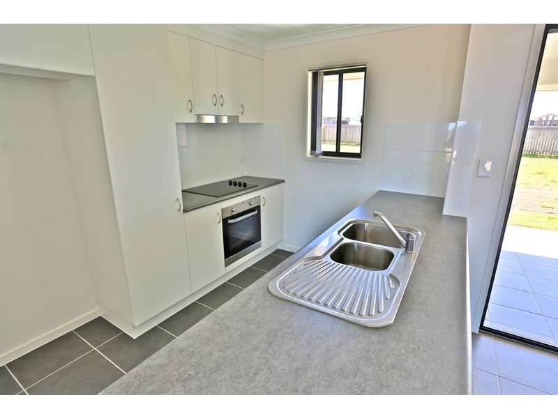 32 Timbers Beach Road, Zilzie QLD 4710