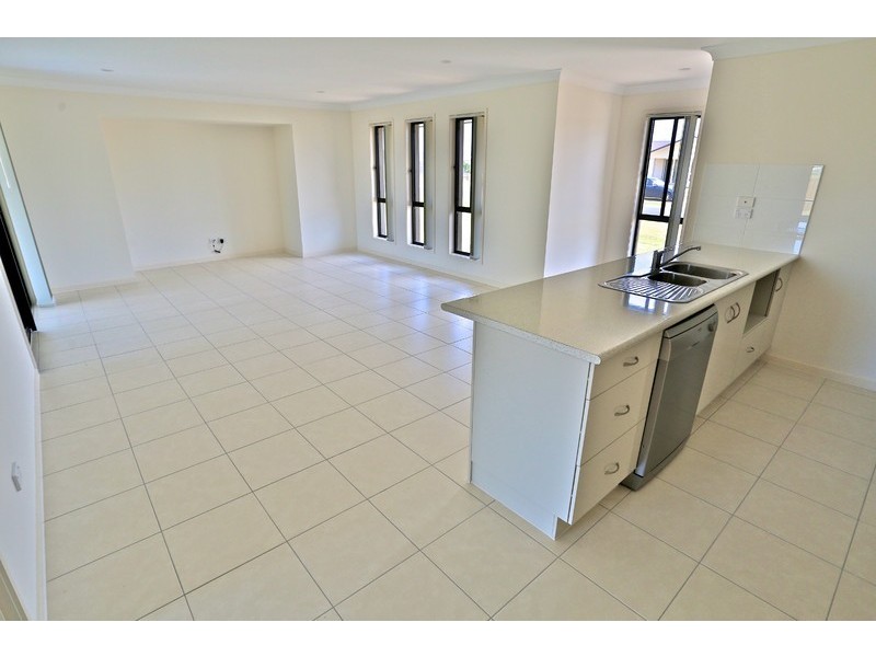 5 Sorrento Way, Zilzie QLD 4710
