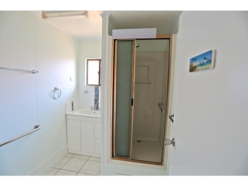 22 Limpus Avenue, Keppel Sands QLD 4702