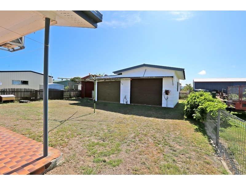 22 Limpus Avenue, Keppel Sands QLD 4702
