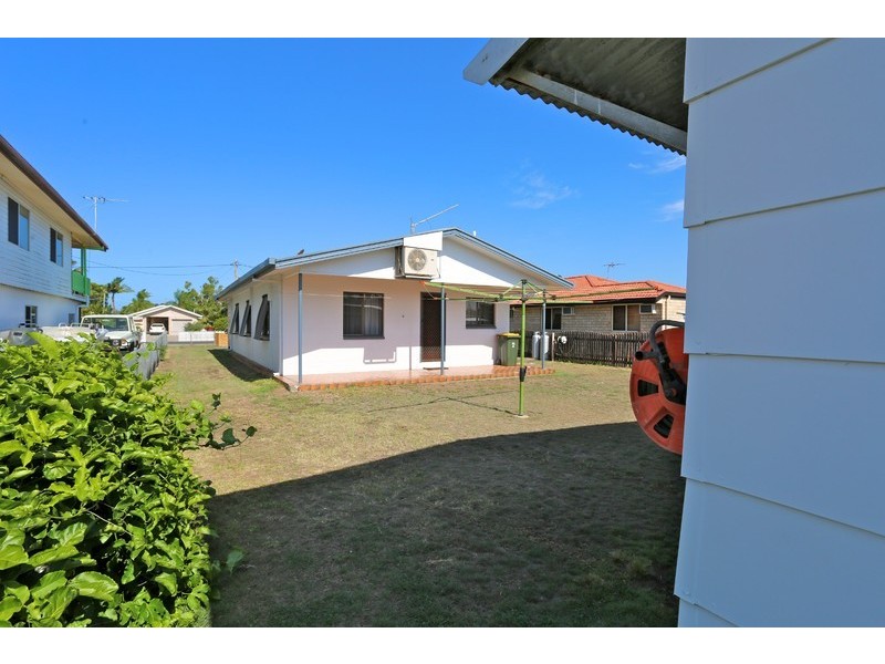 22 Limpus Avenue, Keppel Sands QLD 4702