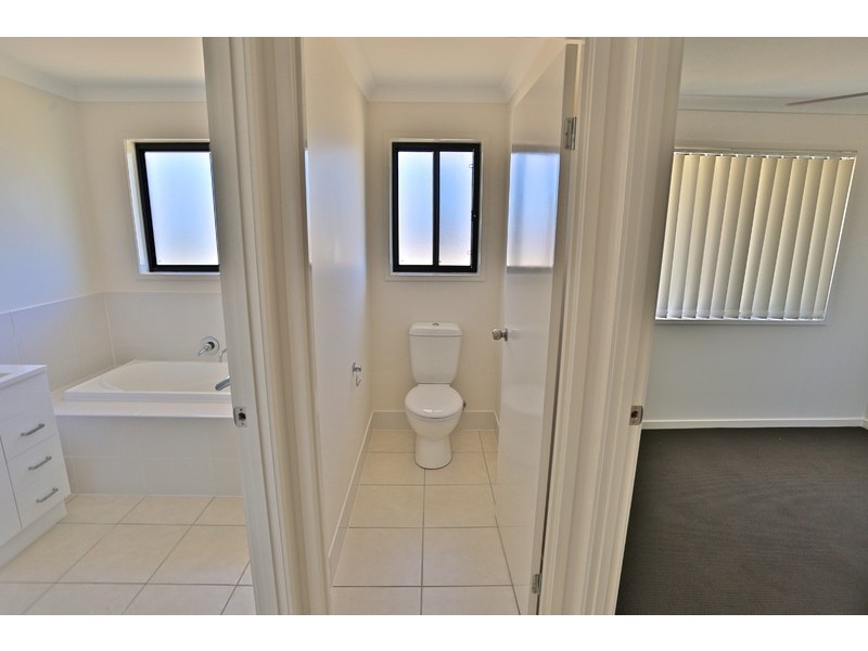 32 Outrigger Drive, Mulambin QLD 4703