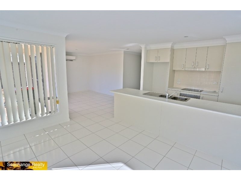 8 Waterpark Drive, Mulambin QLD 4703