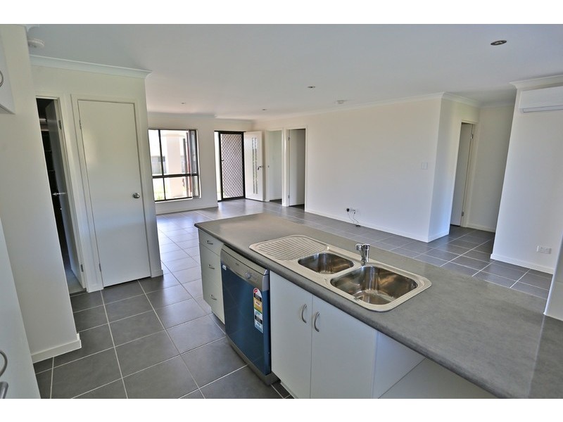 44 Eagle Heights, Zilzie QLD 4710