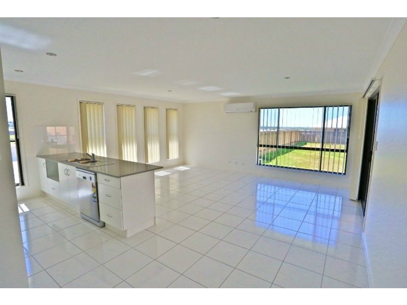 21 Falcon Crest, Emu Park QLD 4710