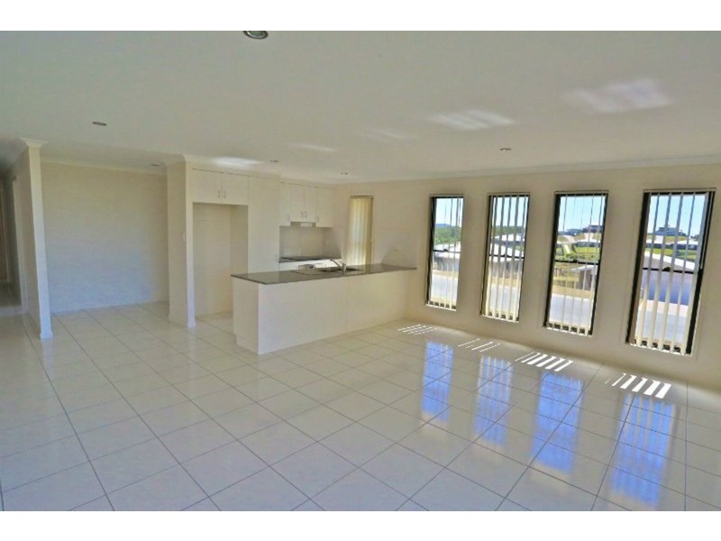 21 Falcon Crest, Emu Park QLD 4710