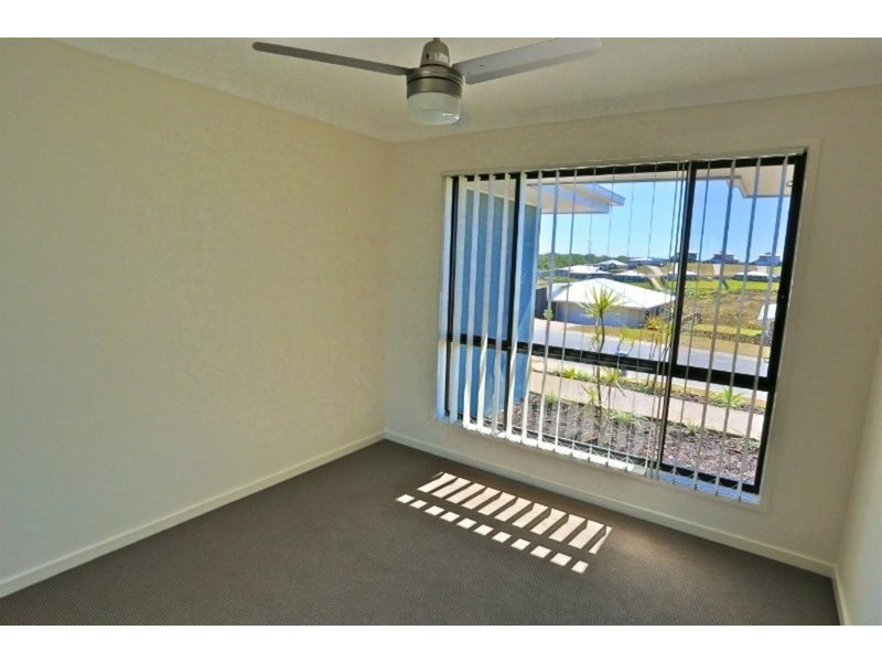 21 Falcon Crest, Emu Park QLD 4710