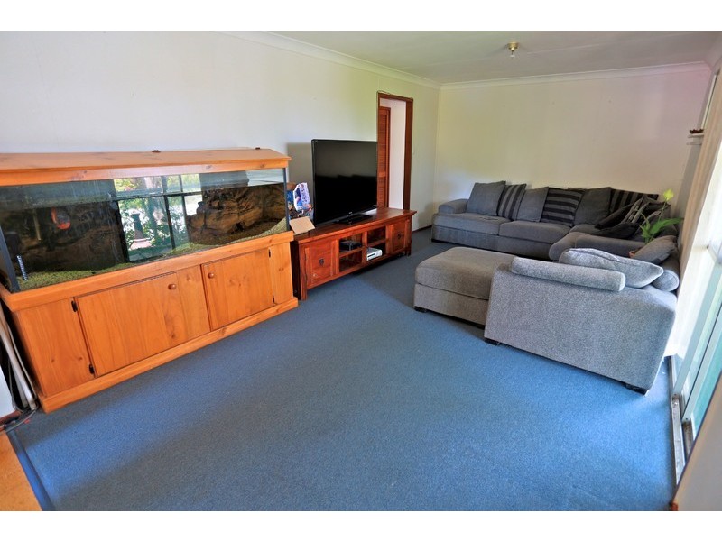 16 Vernon Street, Emu Park QLD 4710