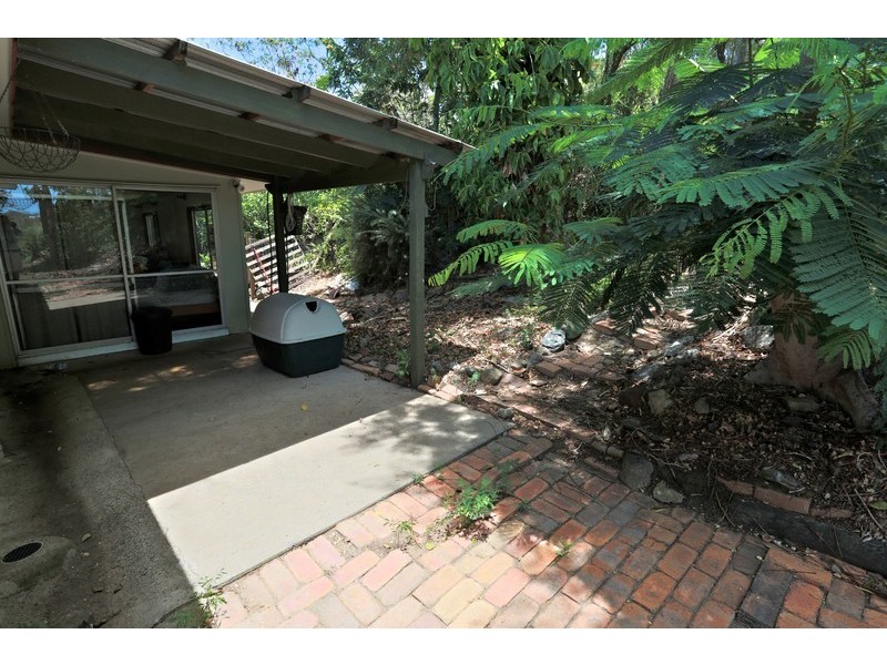 16 Vernon Street, Emu Park QLD 4710