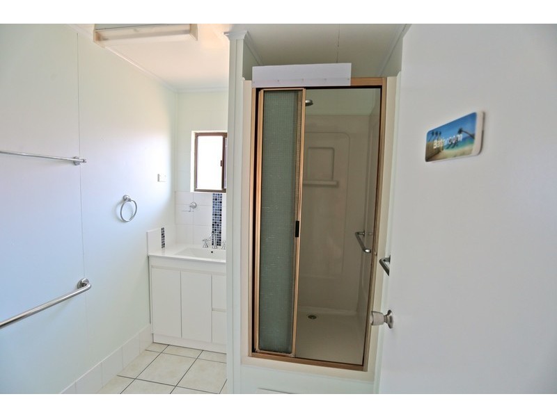 22 Limpus Avenue, Keppel Sands QLD 4702