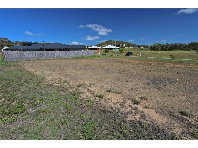 11 Fishermans Lane, Emu Park QLD 4710