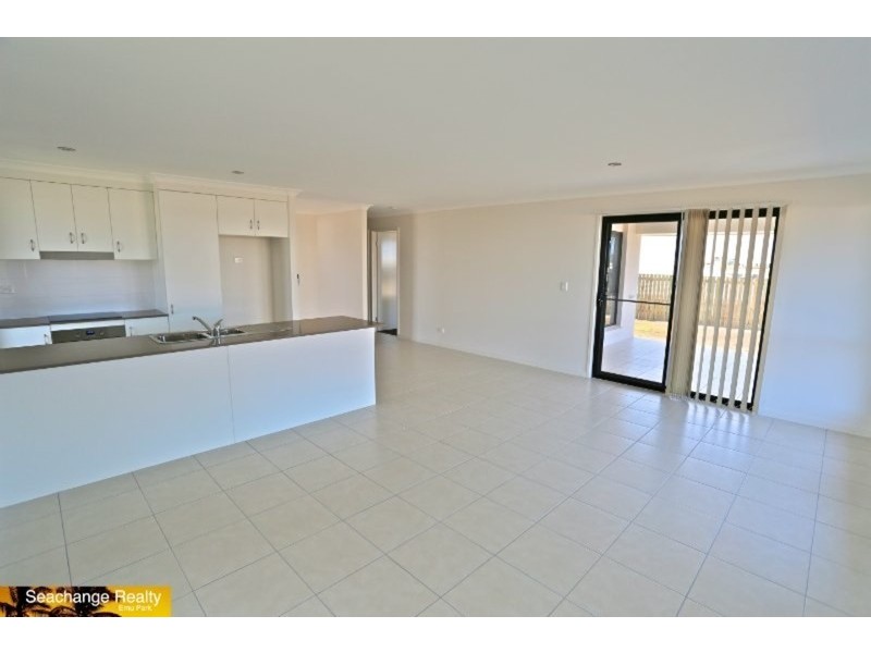 25 Falcon Crest, Zilzie QLD 4710
