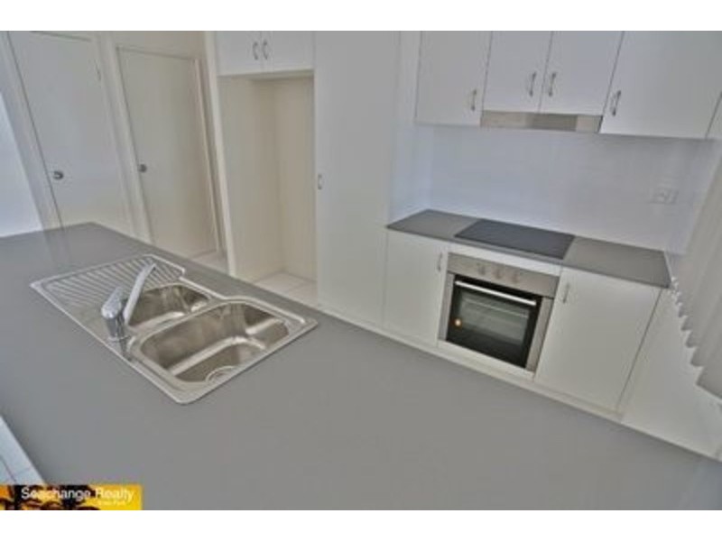 31 Falcon Crest, Emu Park QLD 4710
