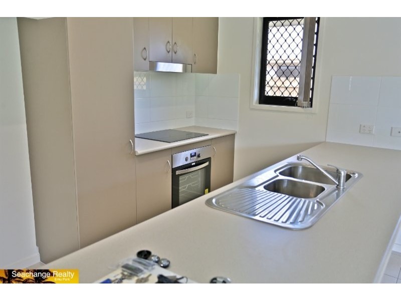 24 Beachside Circuit, Mulambin QLD 4703