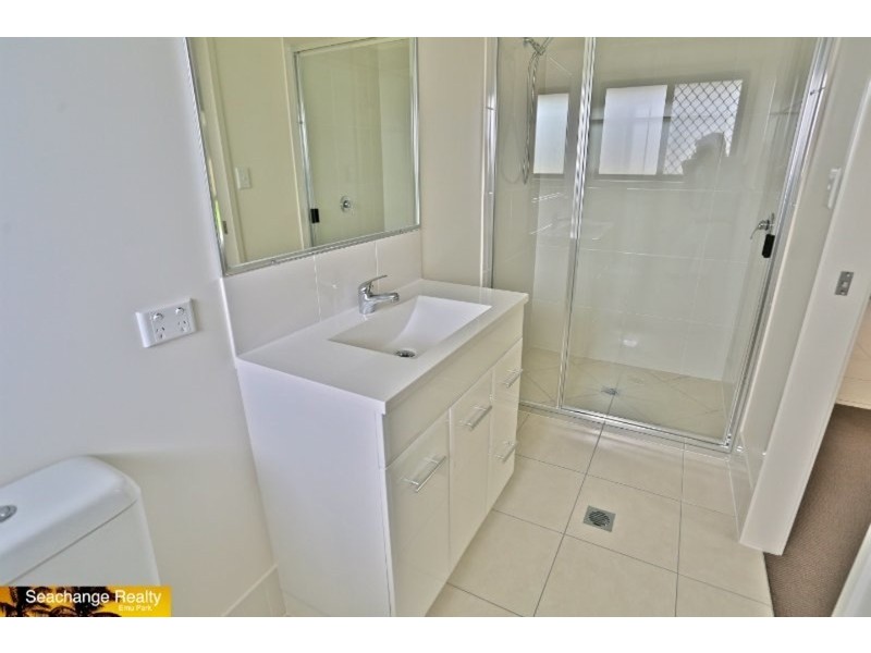 24 Beachside Circuit, Mulambin QLD 4703