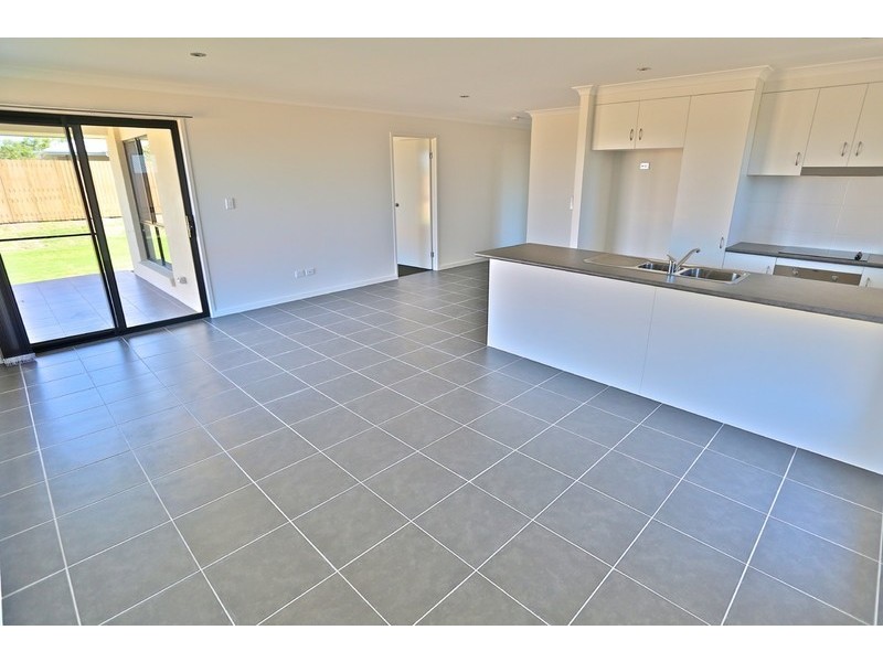 33 Timbers Beach Road, Zilzie QLD 4710