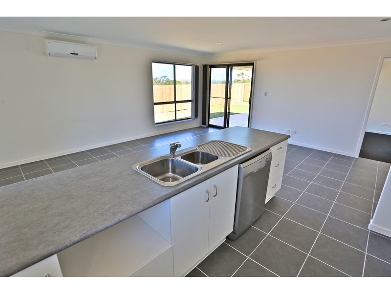 33 Timbers Beach Road, Zilzie QLD 4710