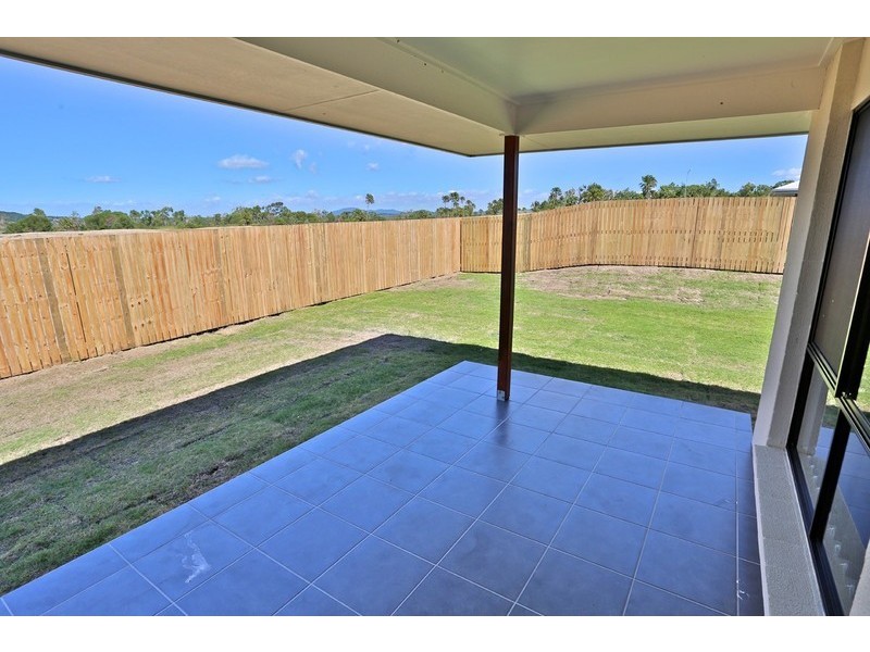 33 Timbers Beach Road, Zilzie QLD 4710